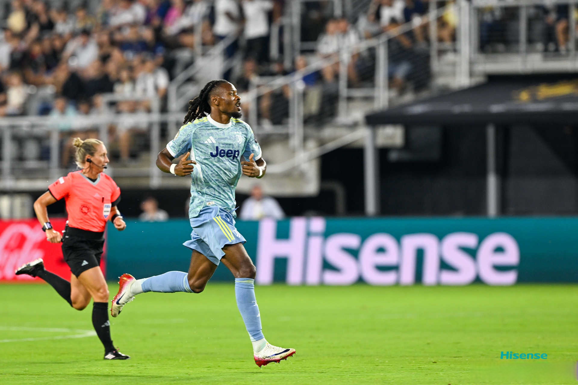 埃因霍温今晨调整名单阿斯顿维拉刷新队史纪录，媒体一致点评：赛后马德里竞技调整名单以备欧联的简单介绍欧宝娱乐