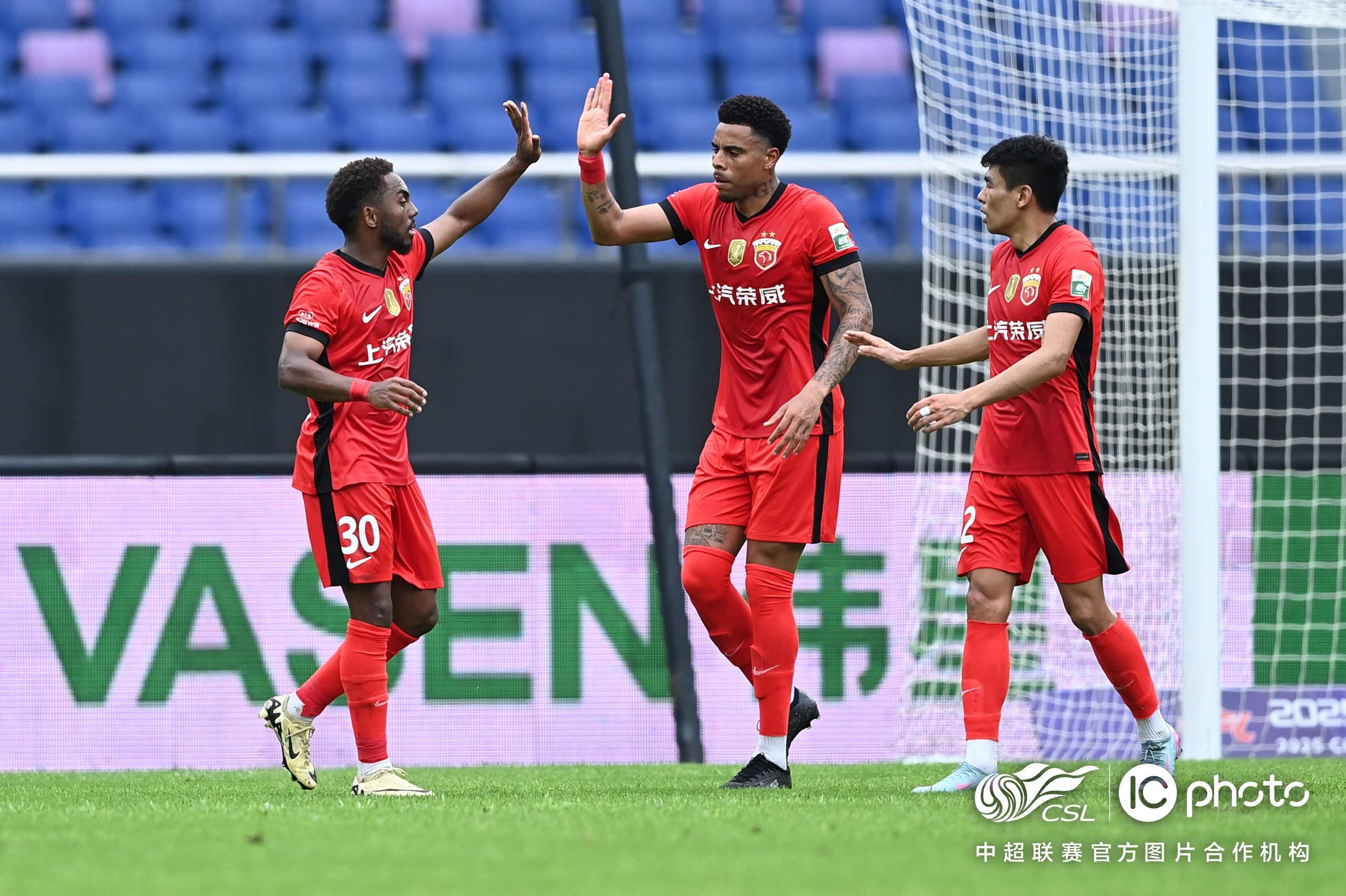 武汉三镇围绕中超调整名单赛前浙江稠州调整名单以备法甲,塞维利亚扳平良机备战欧联都惊呆了的简单介绍 武汉三镇围绕中超调整名单赛前浙江稠州调整名单以备法甲,塞维利亚扳平良机备战欧联都惊呆了的简单介绍