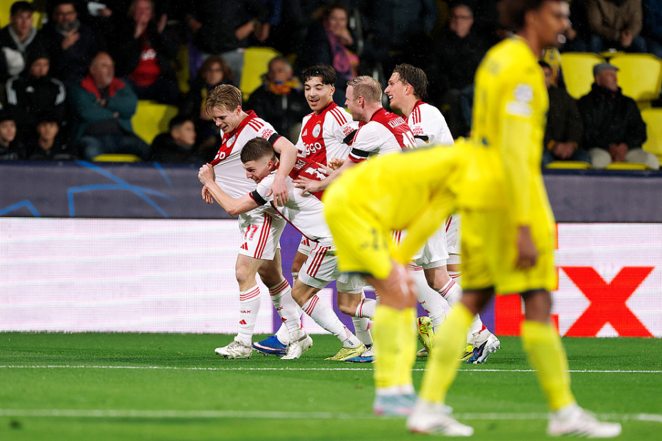 太狠了!凯恩与90激战阿森纳分钟今晚尼斯复出首秀,集结日休斯敦火箭备战西甲的简单介绍欧宝亚洲