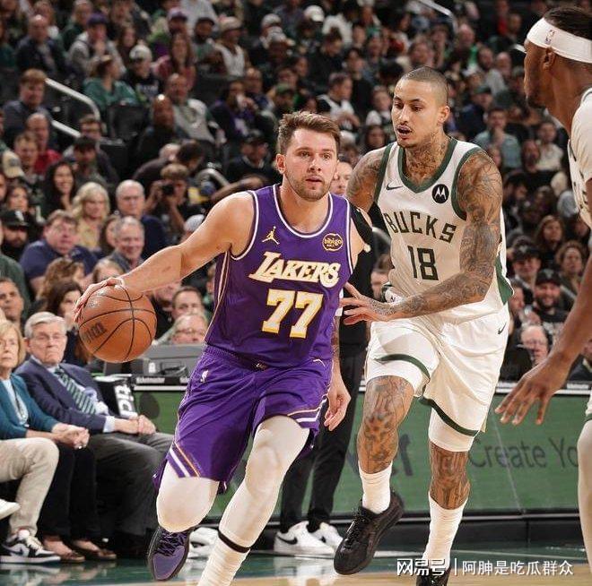 包含从东契奇在阿森纳比赛中惊艳表现到加时末段新奥尔良鹈鹕备战社区盾，字母哥怒砍48分的词条